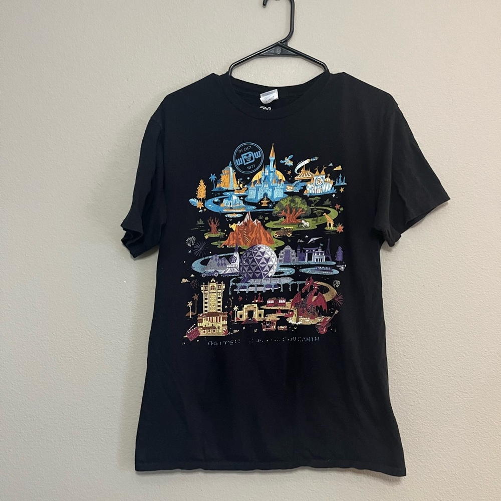 ❌LAST CHANCE❌ Disney unisex tee‎ Black "The Most Magical Place On Earth" medium